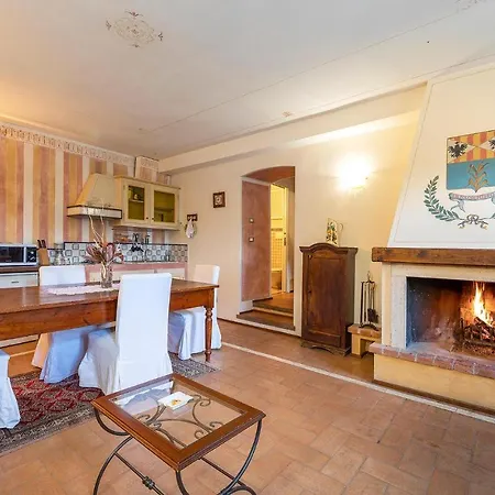 Bruschino Apartmán Scheggino